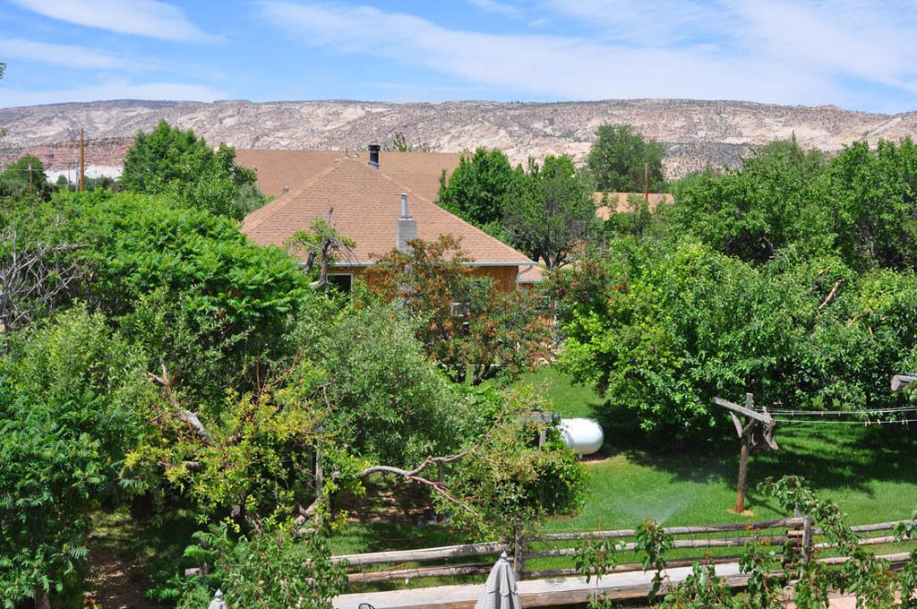 Wild West Retreat Villa เอสคาลานเท ห้อง รูปภาพ
