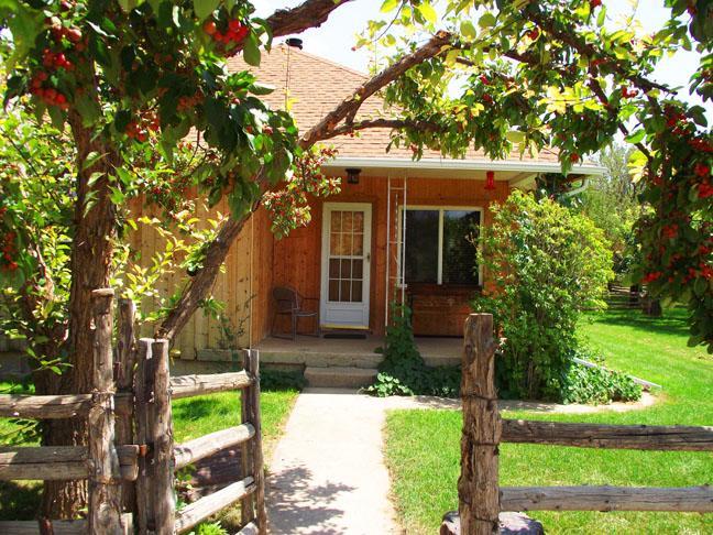 Wild West Retreat Villa เอสคาลานเท ภายนอก รูปภาพ